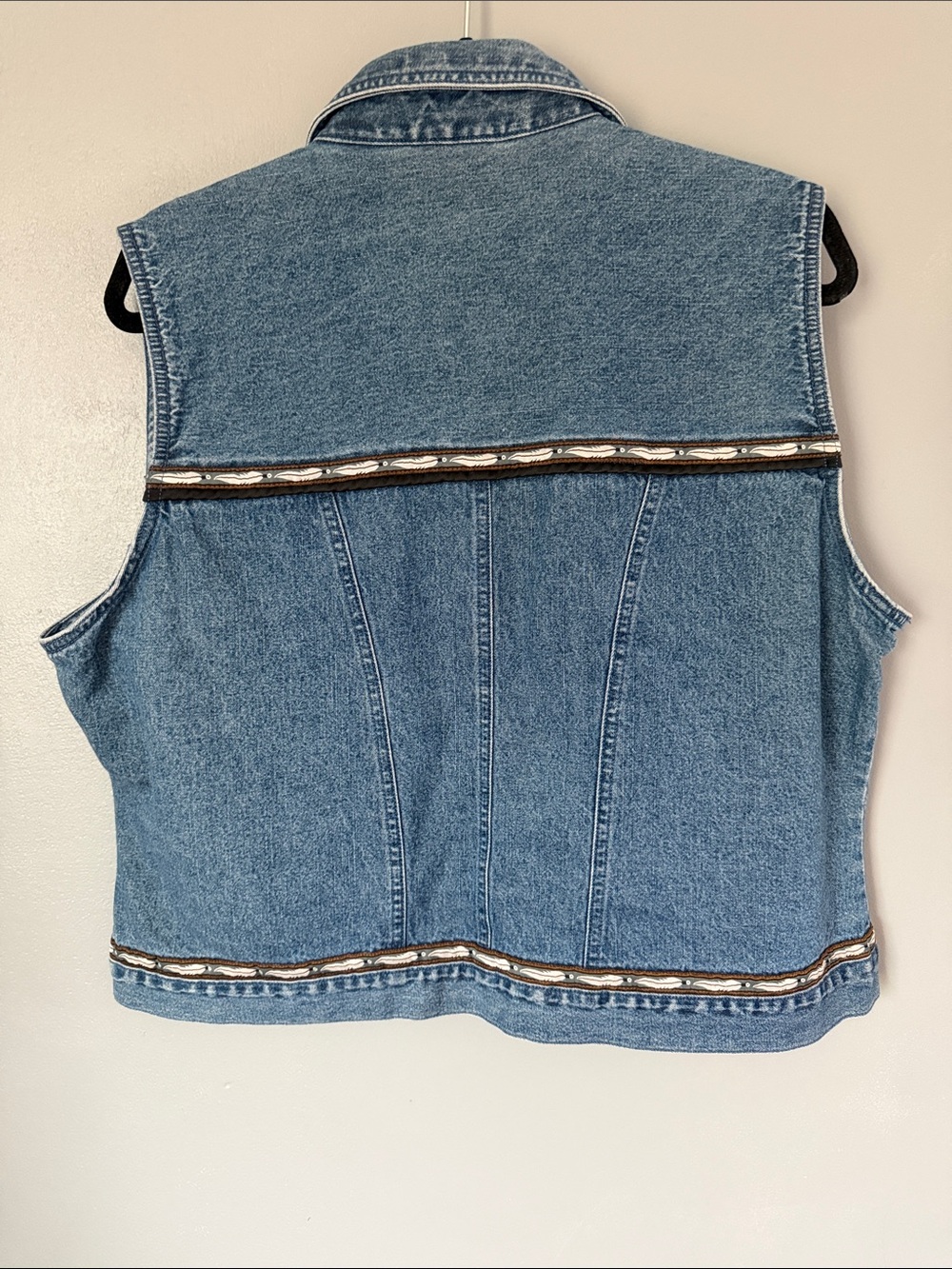 VTG Wrangler Women's Cowgirl Denim Jean Vest Southwestern Feather Festival Boho - Picture 4 of 4